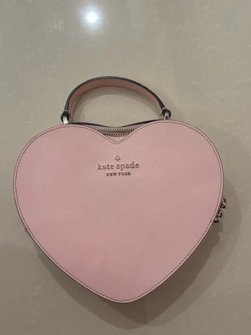 kate spade pink heart-shaped crossbody bag